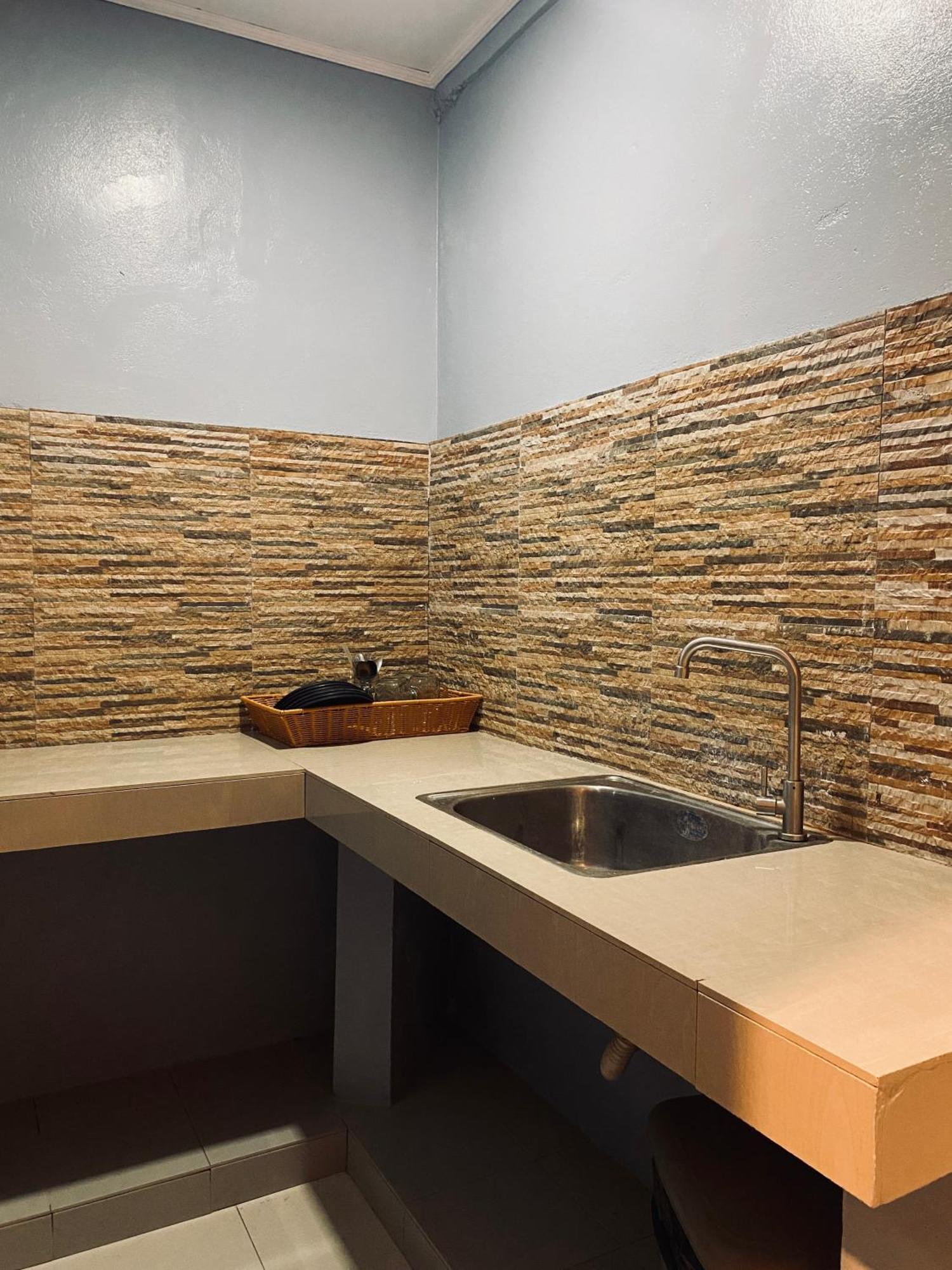 Lakayo Hillside Apartelle San Juan  Kültér fotó