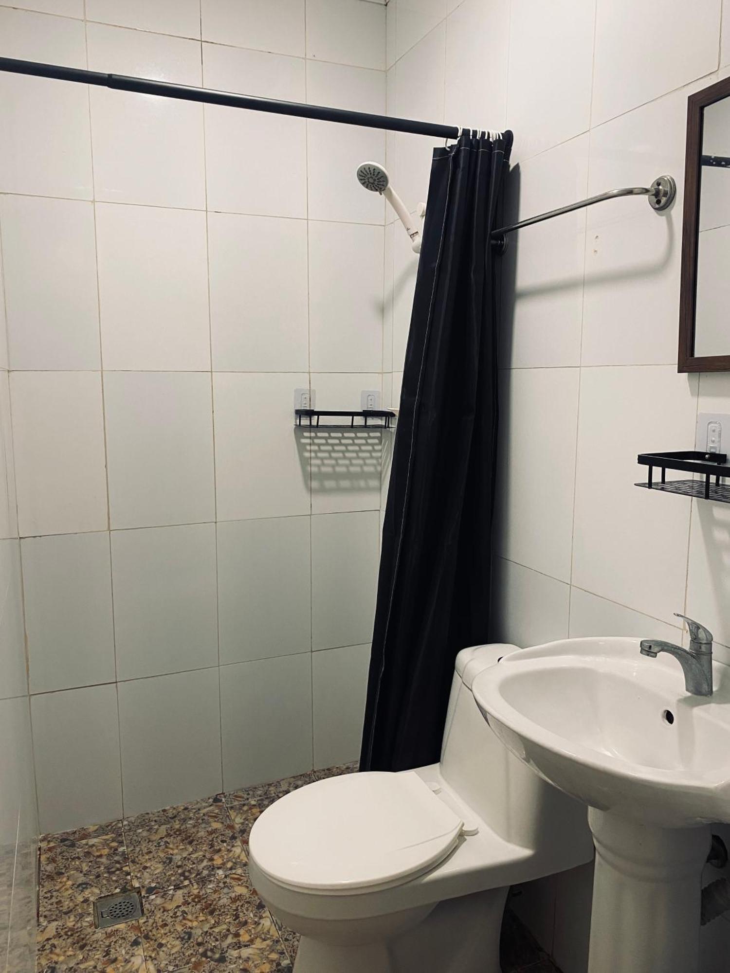 Lakayo Hillside Apartelle San Juan  Kültér fotó