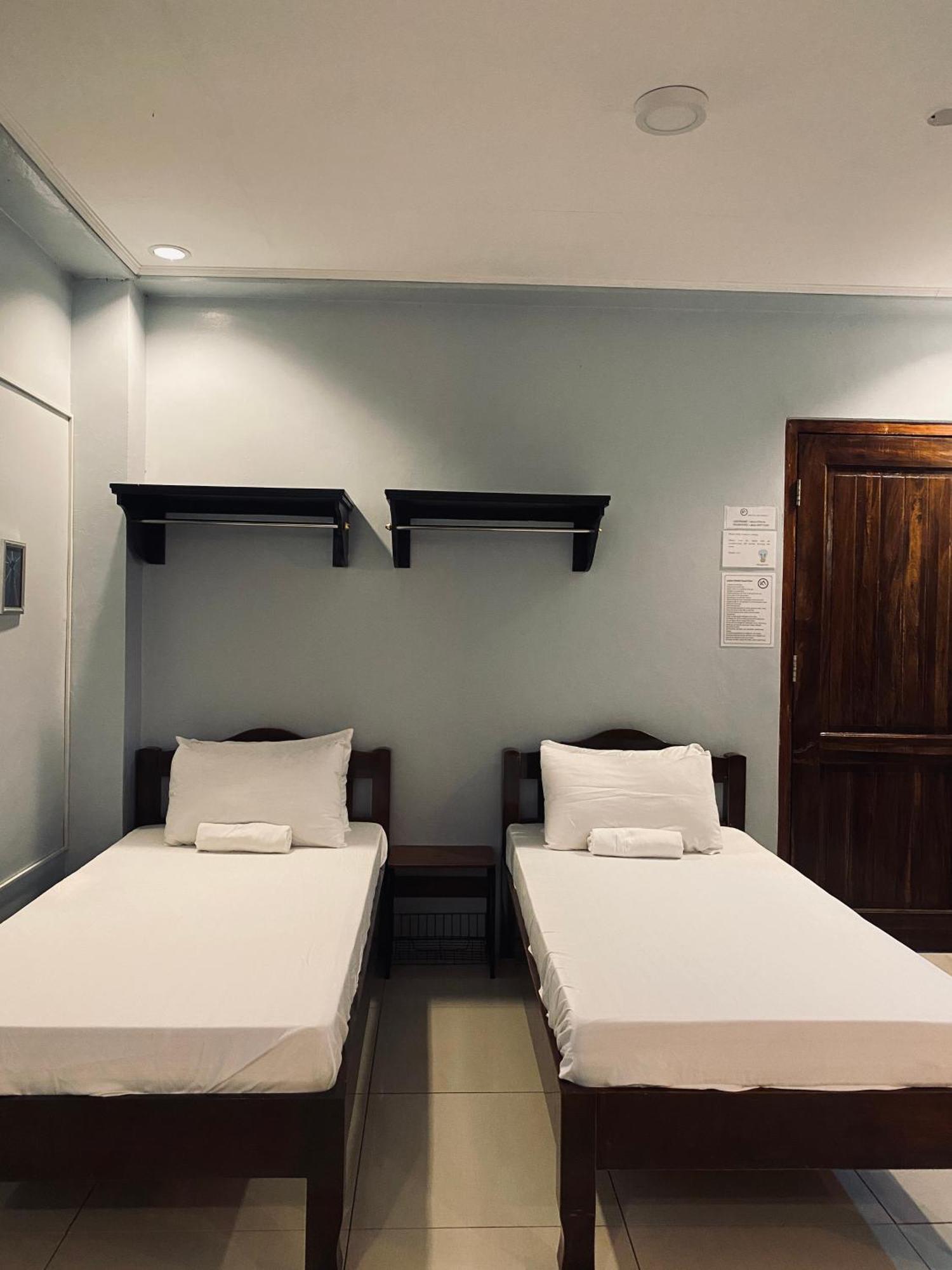 Lakayo Hillside Apartelle San Juan  Kültér fotó